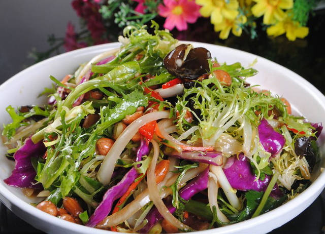 【东北菜】大拌菜｜一盘看似随意，其实极讲究比例、刀工与调味结构的“凉菜门面担当”